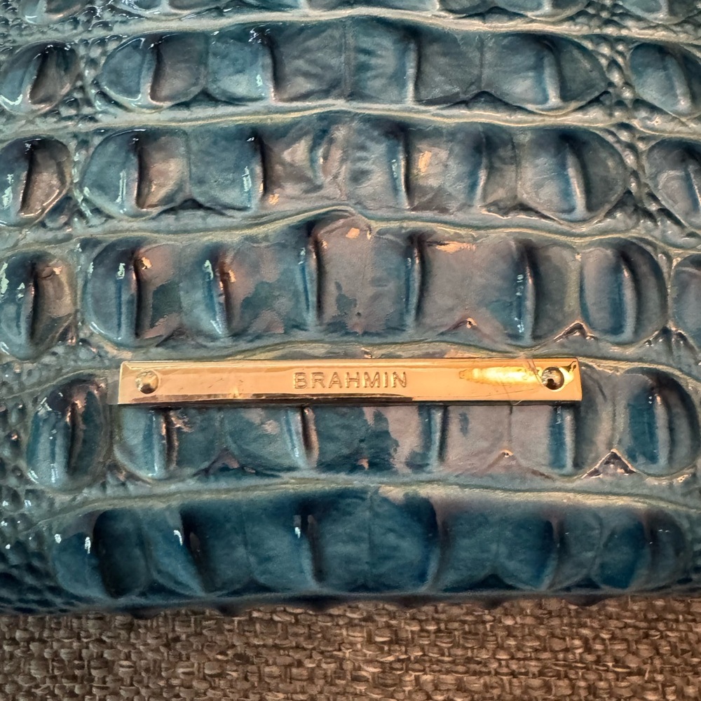 NWT Brahmin Melbourne Embossed Leather Kayla Clutch - Picture 3 of 13